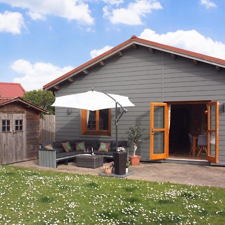 Villa Emilia - Gemuetliches Kinderfreundliches Blockhaus Mit Umzaeuntem Garten Sint Annaland Zewnętrze zdjęcie