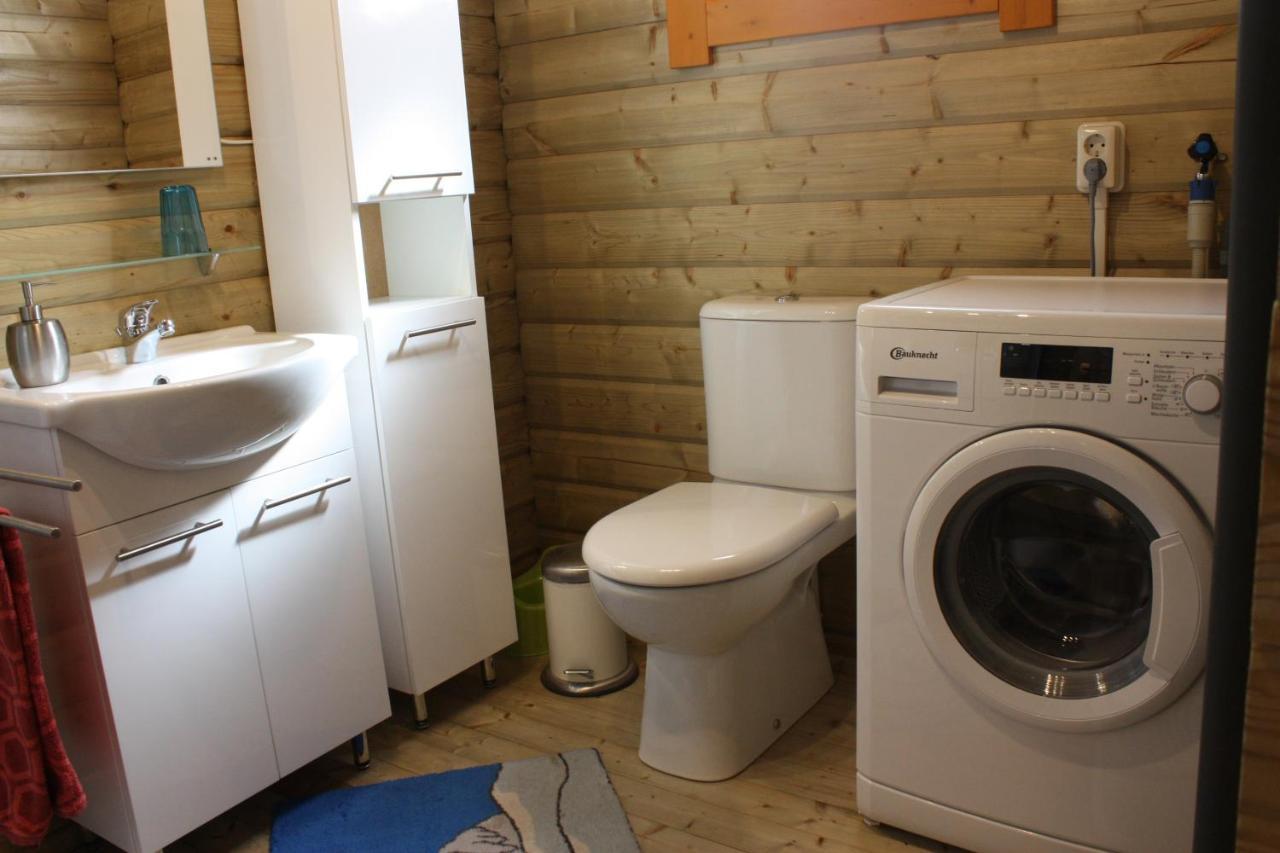Villa Emilia - Gemuetliches Kinderfreundliches Blockhaus Mit Umzaeuntem Garten Sint Annaland Zewnętrze zdjęcie