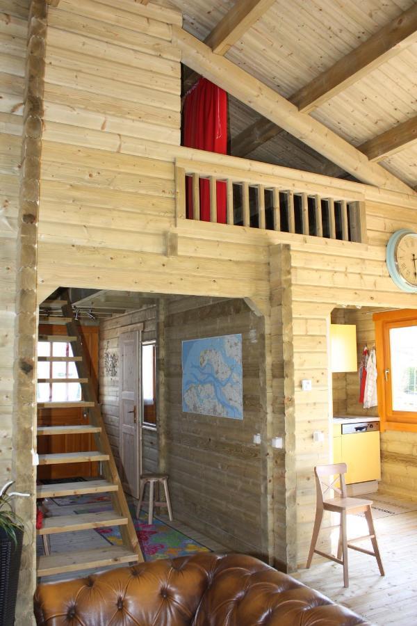 Villa Emilia - Gemuetliches Kinderfreundliches Blockhaus Mit Umzaeuntem Garten Sint Annaland Zewnętrze zdjęcie