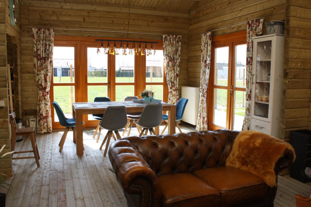 Villa Emilia - Gemuetliches Kinderfreundliches Blockhaus Mit Umzaeuntem Garten Sint Annaland Zewnętrze zdjęcie