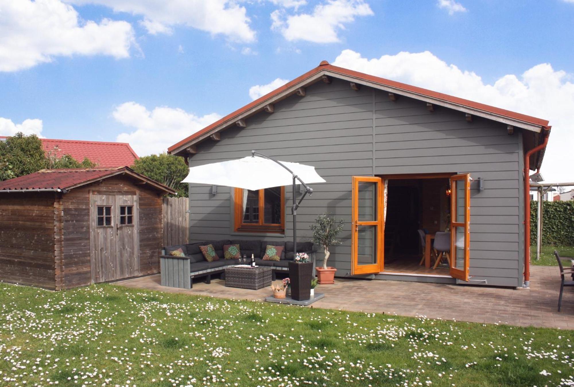Villa Emilia - Gemuetliches Kinderfreundliches Blockhaus Mit Umzaeuntem Garten Sint Annaland Zewnętrze zdjęcie